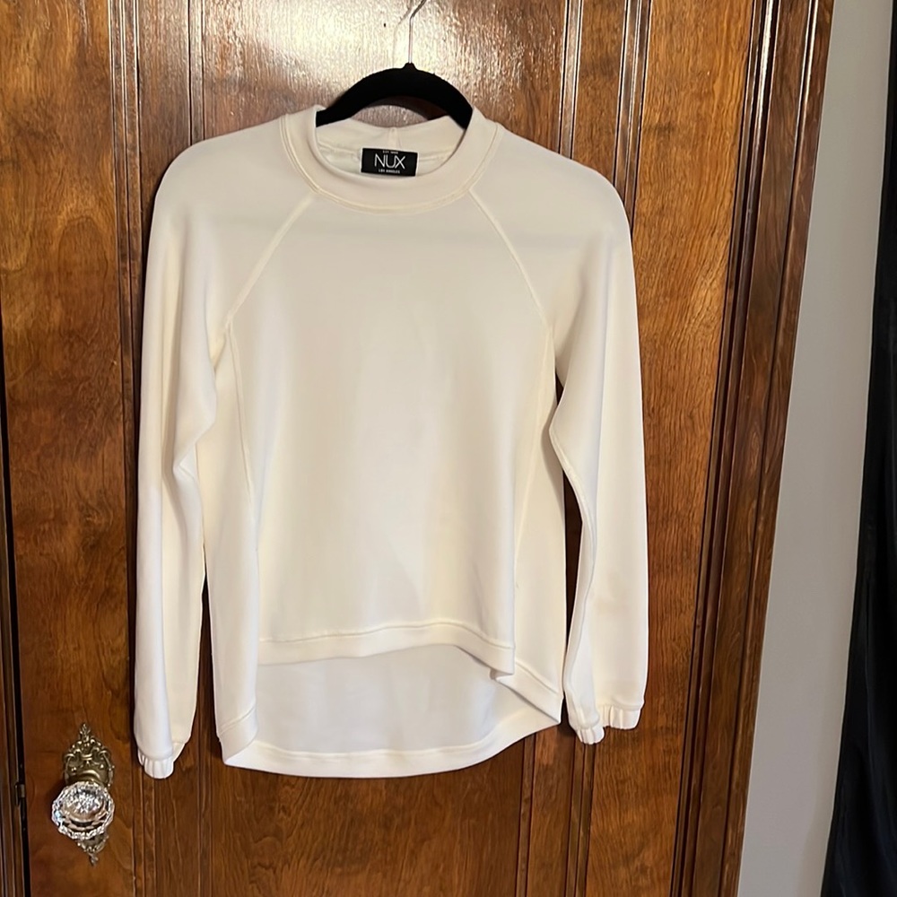 NUX Sleek Crewneck, cream color high-low sweatshirt, size XS